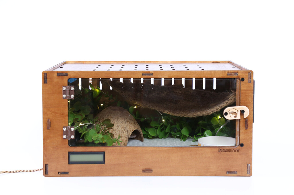How to make a reptile enclosure by yourself? Project Showcase